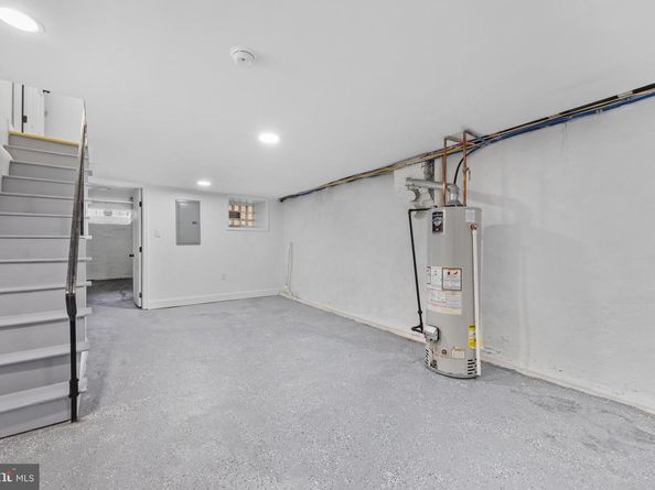 5208 Glenloch Street, Philadelphia PA 19124