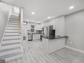 5208 Glenloch Street, Philadelphia PA 19124