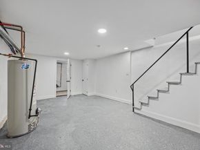 5208 Glenloch Street, Philadelphia PA 19124
