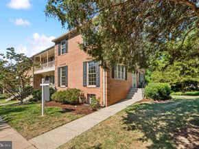 6182 Vine Forest Court, Falls Church VA 22044