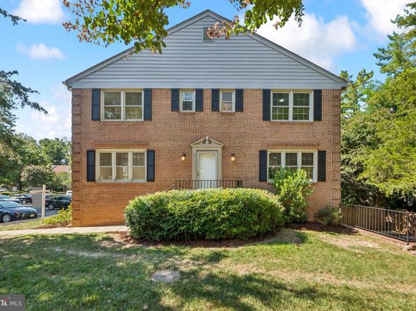 6182 Vine Forest Court, Falls Church VA 22044