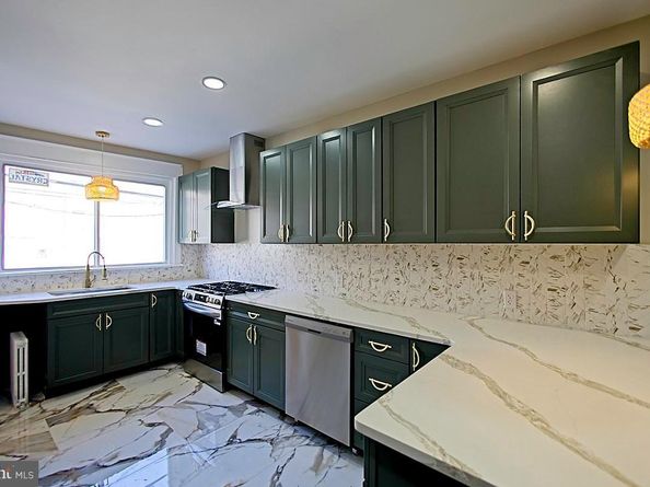 5717 Woodcrest Avenue, Philadelphia PA 19131