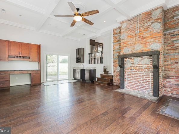 4211 Downing Street, Annandale VA 22003