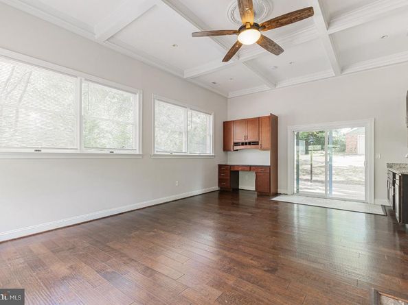 4211 Downing Street, Annandale VA 22003