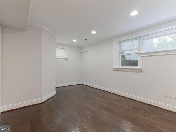 4211 Downing Street, Annandale VA 22003