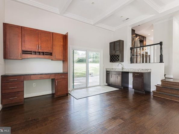 4211 Downing Street, Annandale VA 22003