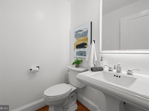 522 N Royal Street, Alexandria VA 22314