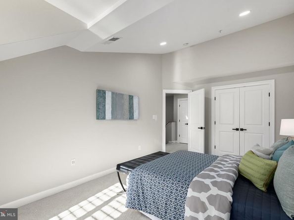 522 N Royal Street, Alexandria VA 22314