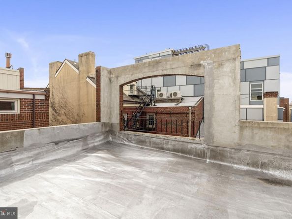 101 Naudain Street, Philadelphia PA 19147