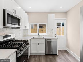 2428 S Sartain Street, Philadelphia PA 19148