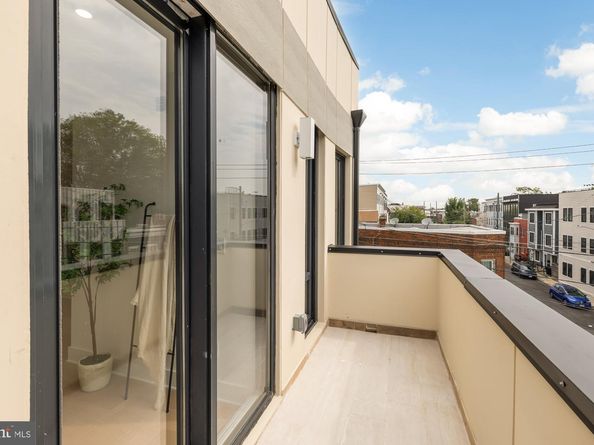 1850 Capitol Avenue NE, Washington DC 20002