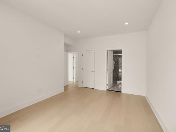 1850 Capitol Avenue NE, Washington DC 20002