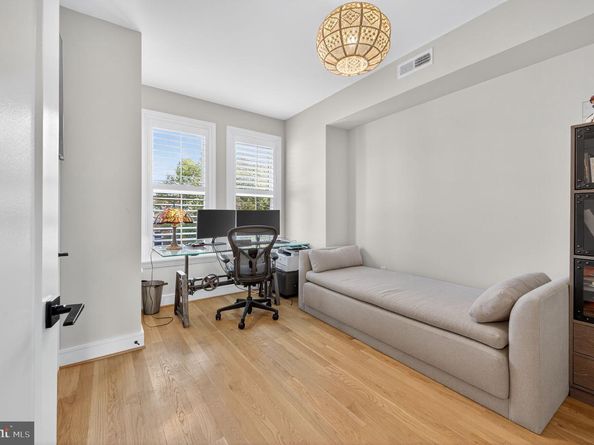 1309 D Street SE, Washington DC 20003