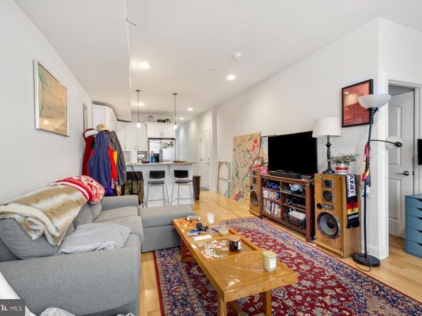 2426 Frankford Avenue, Philadelphia PA 19125