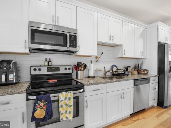 2426 Frankford Avenue, Philadelphia PA 19125