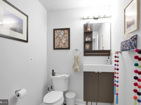 2426 Frankford Avenue, Philadelphia PA 19125