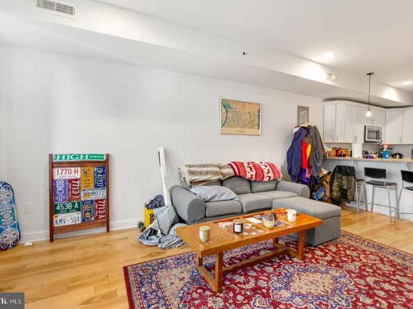 2426 Frankford Avenue, Philadelphia PA 19125