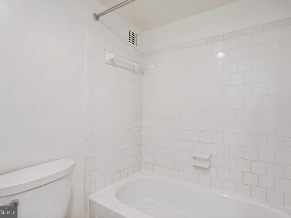 1225 Martha Custis Drive 1116, Alexandria VA 22302