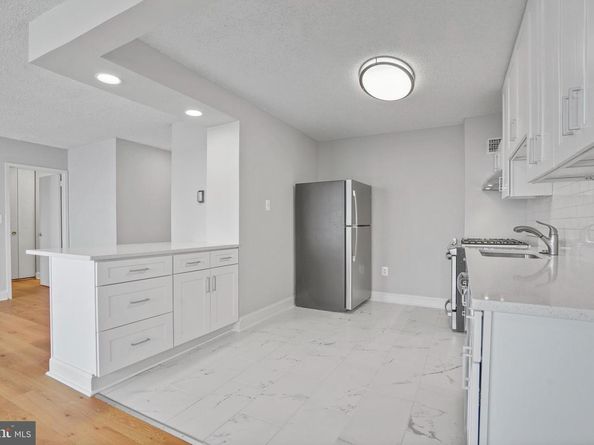 1225 Martha Custis Drive 1116, Alexandria VA 22302