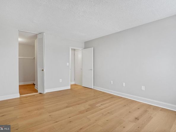 1225 Martha Custis Drive 1116, Alexandria VA 22302