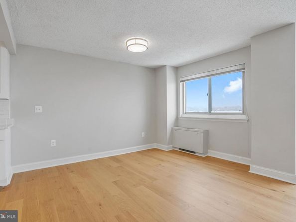 1225 Martha Custis Drive 1116, Alexandria VA 22302