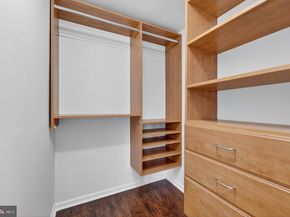 464 W Glebe Road, Alexandria VA 22305