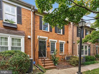 464 W Glebe Road
