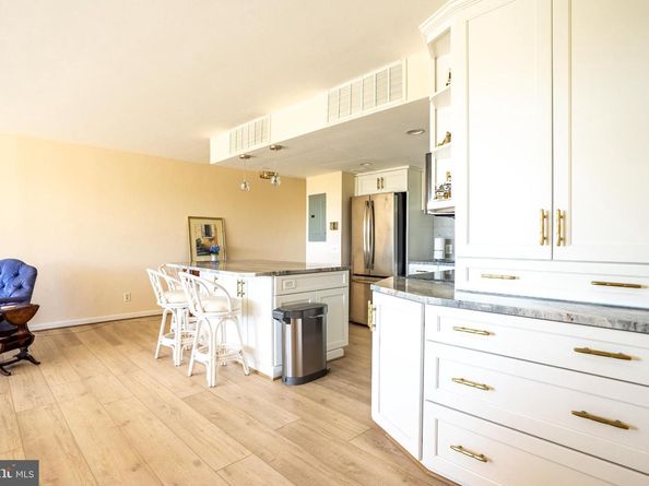 11400 Washington Plz W 1101, Reston VA 20190