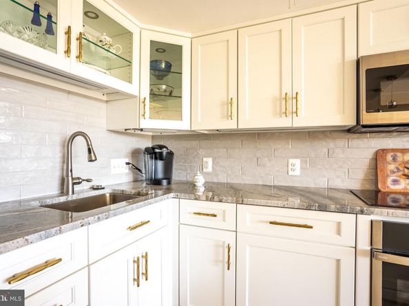 11400 Washington Plz W 1101, Reston VA 20190