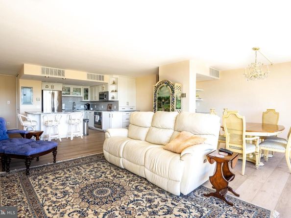 11400 Washington Plz W 1101, Reston VA 20190