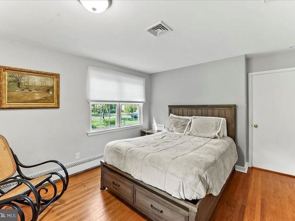1014 Stonybrook Drive, Blue Bell PA 19422