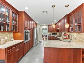 1014 Stonybrook Drive, Blue Bell PA 19422