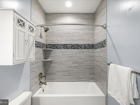 267 S Pickett Street 102, Alexandria VA 22304