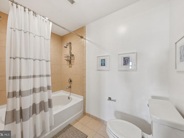910 M Street NW 1001, Washington DC 20001
