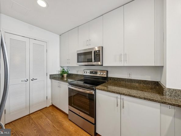 910 M Street NW 1001, Washington DC 20001