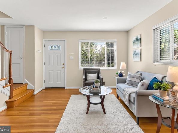 214 E Spring Street E, Alexandria VA 22301