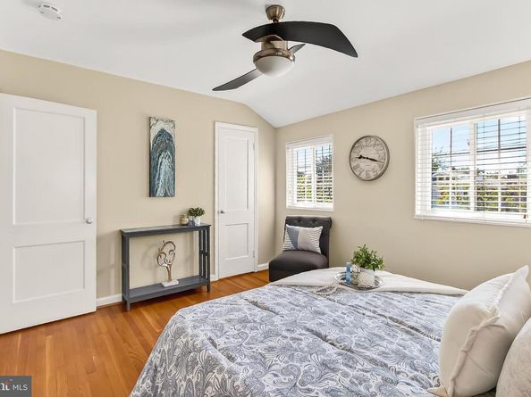 214 E Spring Street E, Alexandria VA 22301