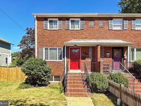 214 E Spring Street E, Alexandria VA 22301
