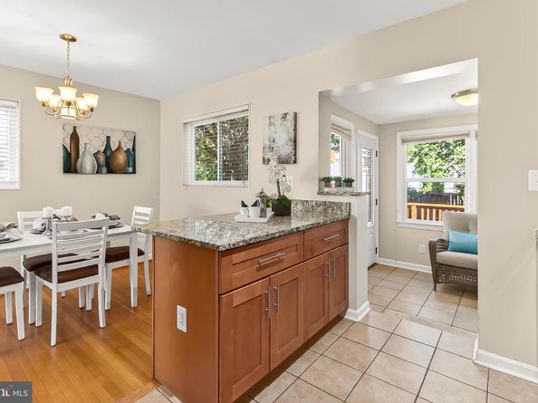214 E Spring Street E, Alexandria VA 22301
