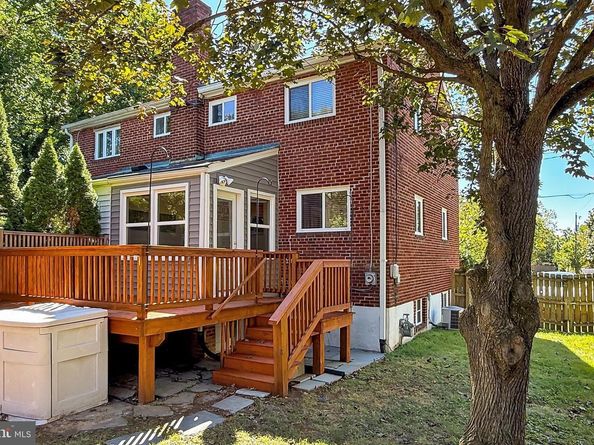 214 E Spring Street E, Alexandria VA 22301