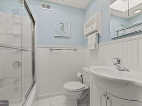 2842 Sandyford Avenue, Philadelphia PA 19152