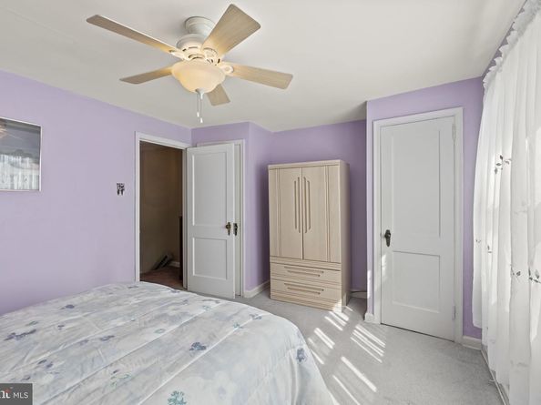 2842 Sandyford Avenue, Philadelphia PA 19152