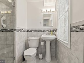 2842 Sandyford Avenue, Philadelphia PA 19152