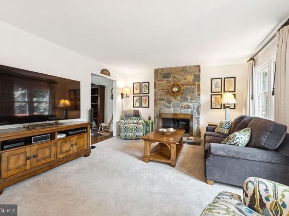 13132 Bradley Farm Drive, Herndon VA 20171