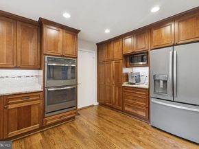 13132 Bradley Farm Drive, Herndon VA 20171