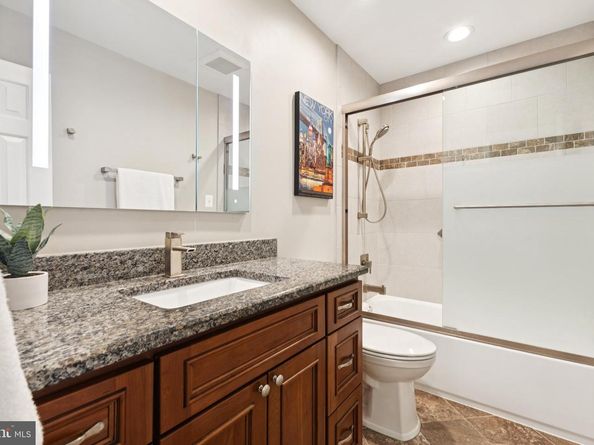 13132 Bradley Farm Drive, Herndon VA 20171