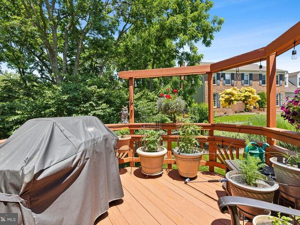 13132 Bradley Farm Drive, Herndon VA 20171