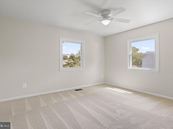 736 N York Road, Sterling VA 20164
