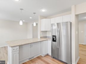 736 N York Road, Sterling VA 20164