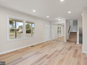 736 N York Road, Sterling VA 20164
